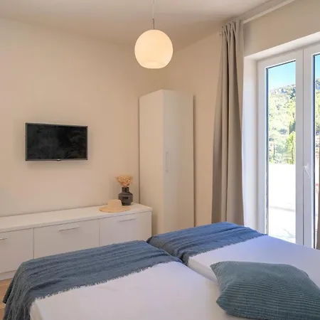 Villa Anouk